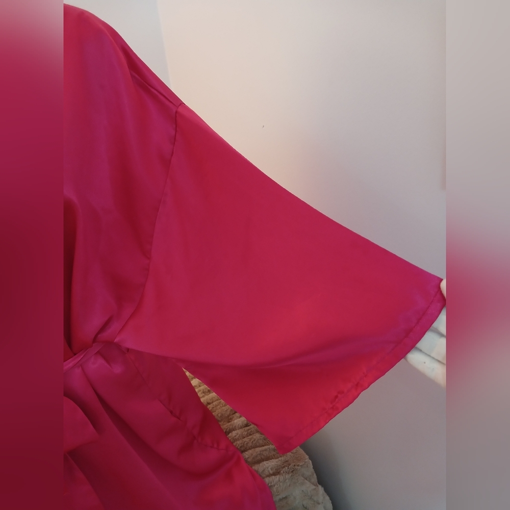 2/40$ Eaton Vanity Fair Pink Satin Robe One Size - Picture 8 of 11